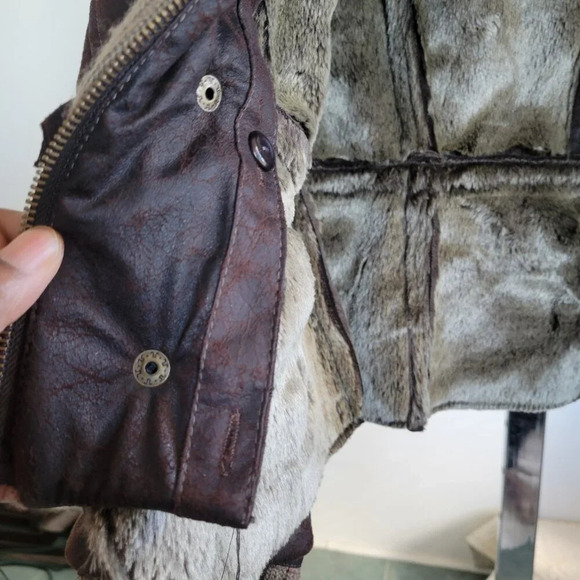 CLEARANCE - Women's Montana Co Faux Suede/Leather Fur Jacket (Size: M) - Picture 2 of 16